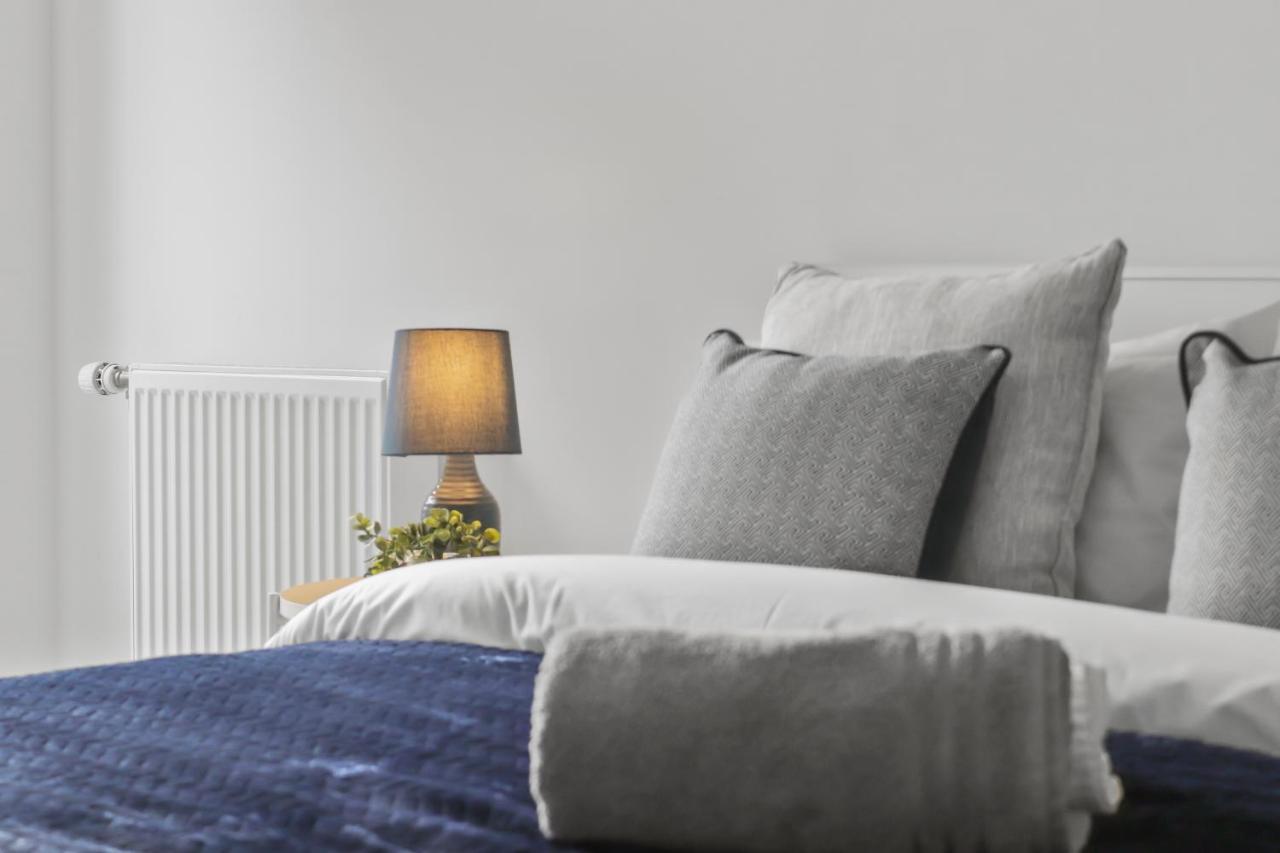 Centrally Located - Modern - 2Bed - 2Bath Apartment London Eksteriør bilde