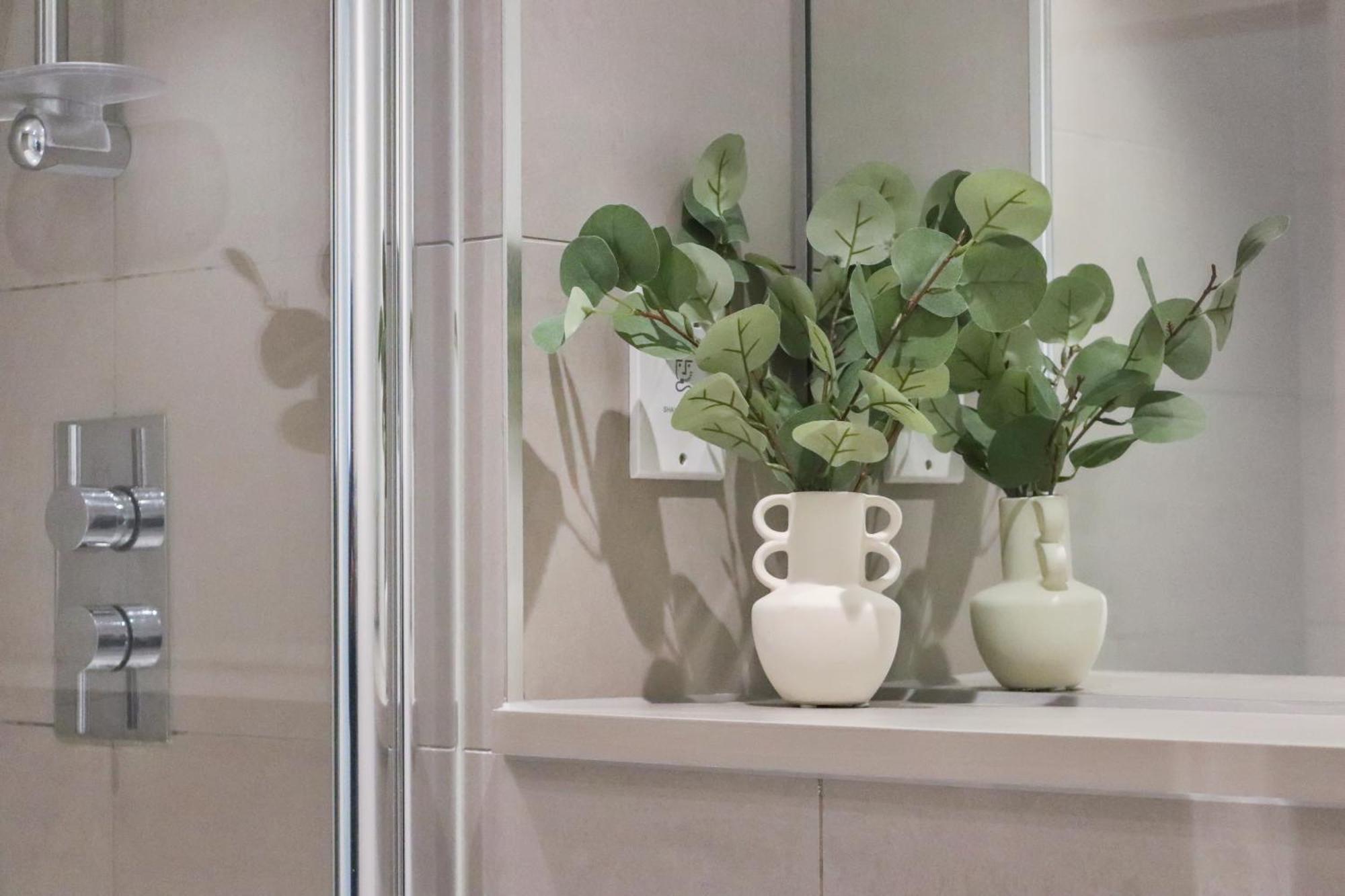 Centrally Located - Modern - 2Bed - 2Bath Apartment London Eksteriør bilde