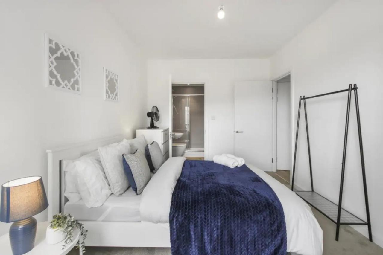 Centrally Located - Modern - 2Bed - 2Bath Apartment London Eksteriør bilde