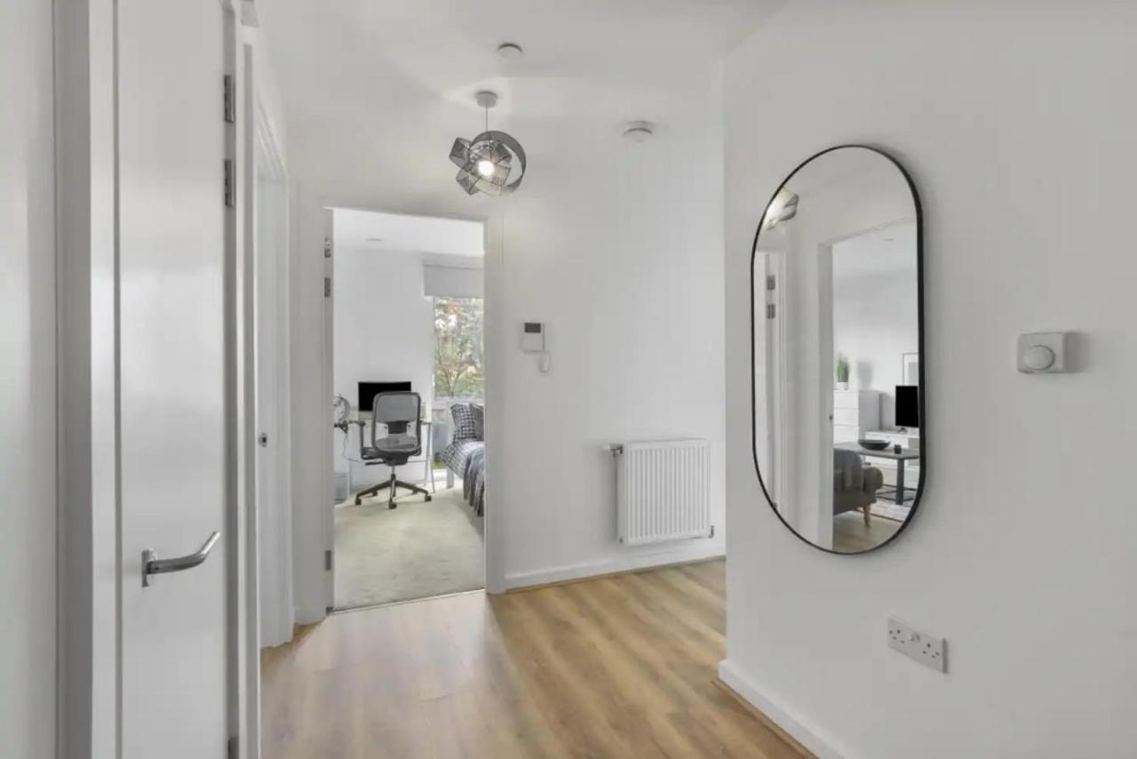 Centrally Located - Modern - 2Bed - 2Bath Apartment London Eksteriør bilde