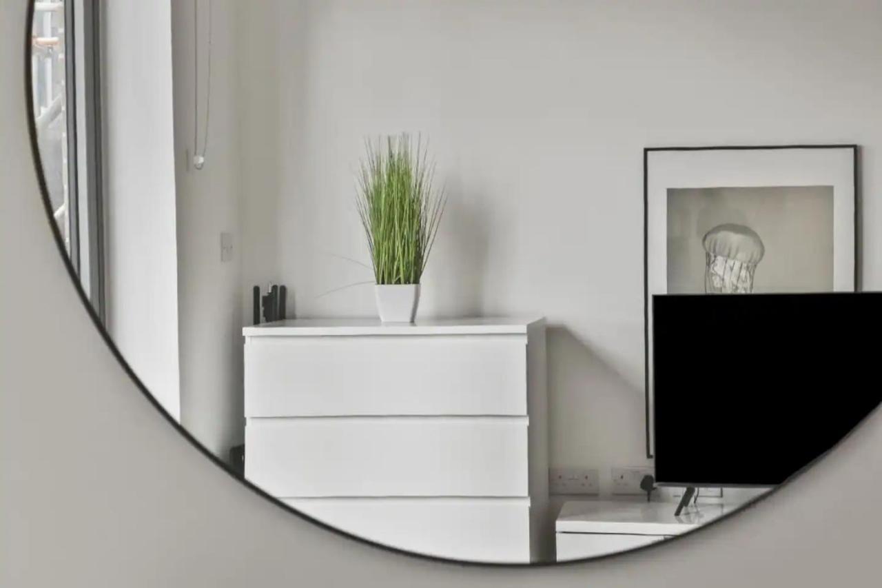 Centrally Located - Modern - 2Bed - 2Bath Apartment London Eksteriør bilde