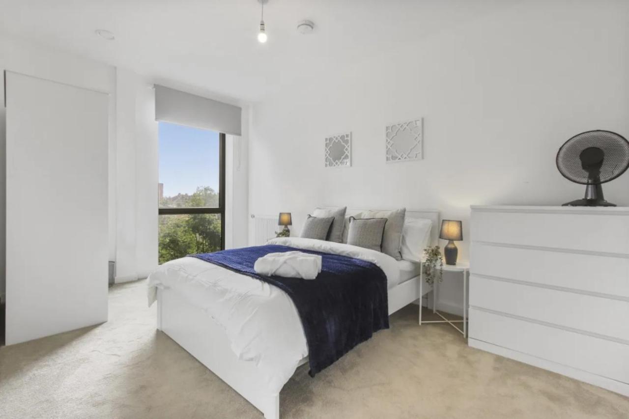 Centrally Located - Modern - 2Bed - 2Bath Apartment London Eksteriør bilde