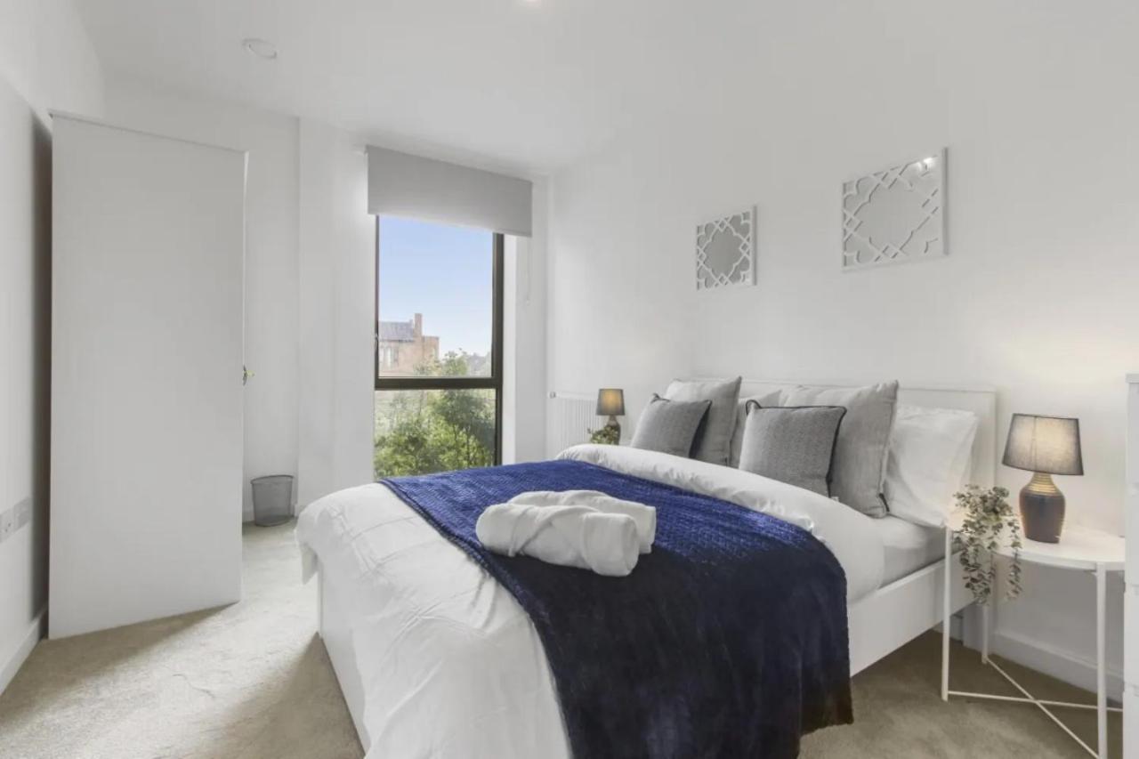 Centrally Located - Modern - 2Bed - 2Bath Apartment London Eksteriør bilde
